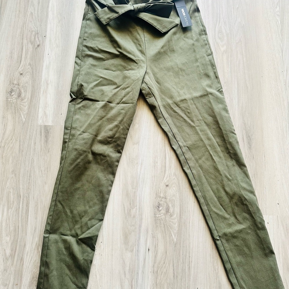 Fashion Nova Olive Ankle Pants